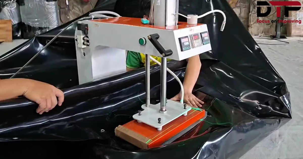 Điểm ra máy tại vị trí kết thúc đường hàn tự động trên bể tròn HDPE